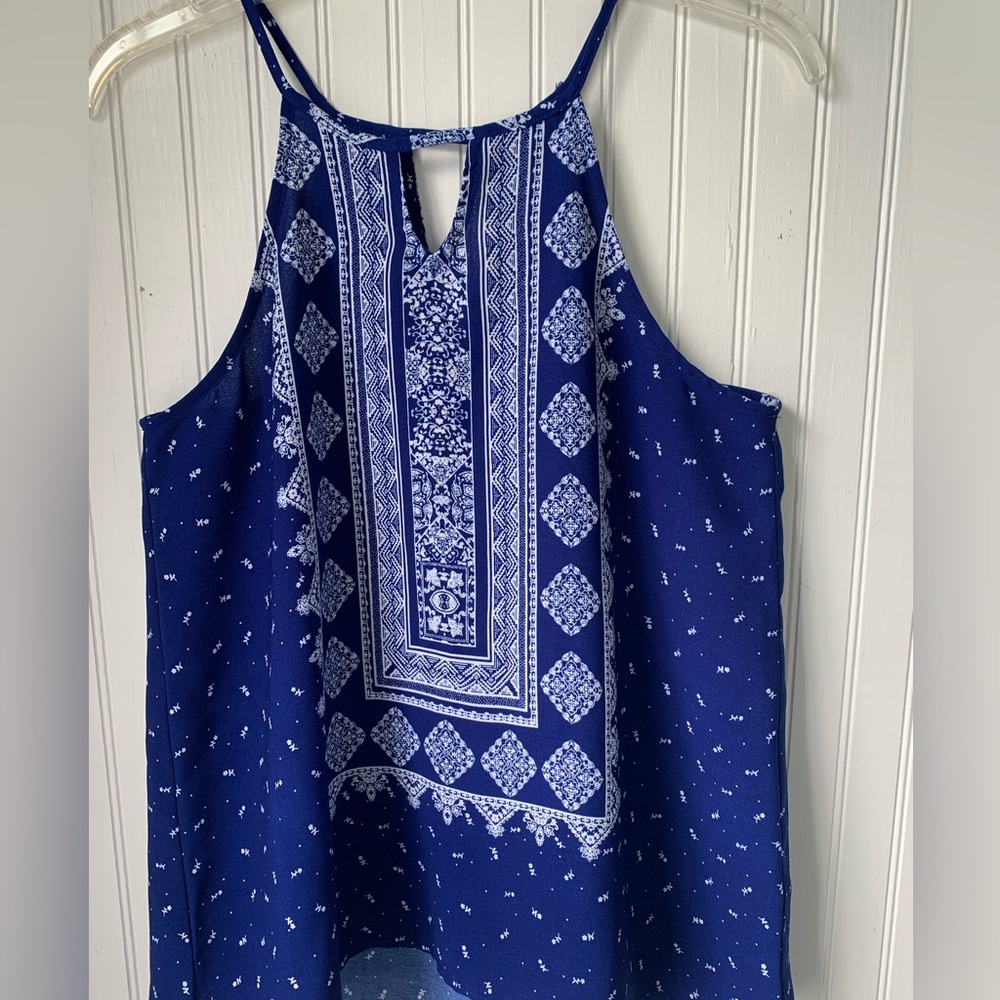 Sweet Wanderer (Small) Royal Blue & White Sleeveless Top; Excellent Condition - Picture 1 of 4